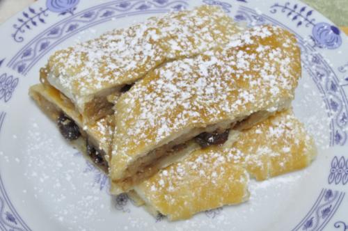 Jednoduchý štrůdl – Snadné Česko recept, zvládnete za 30 - 45 minut